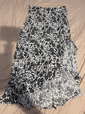 Midi flowy skirt